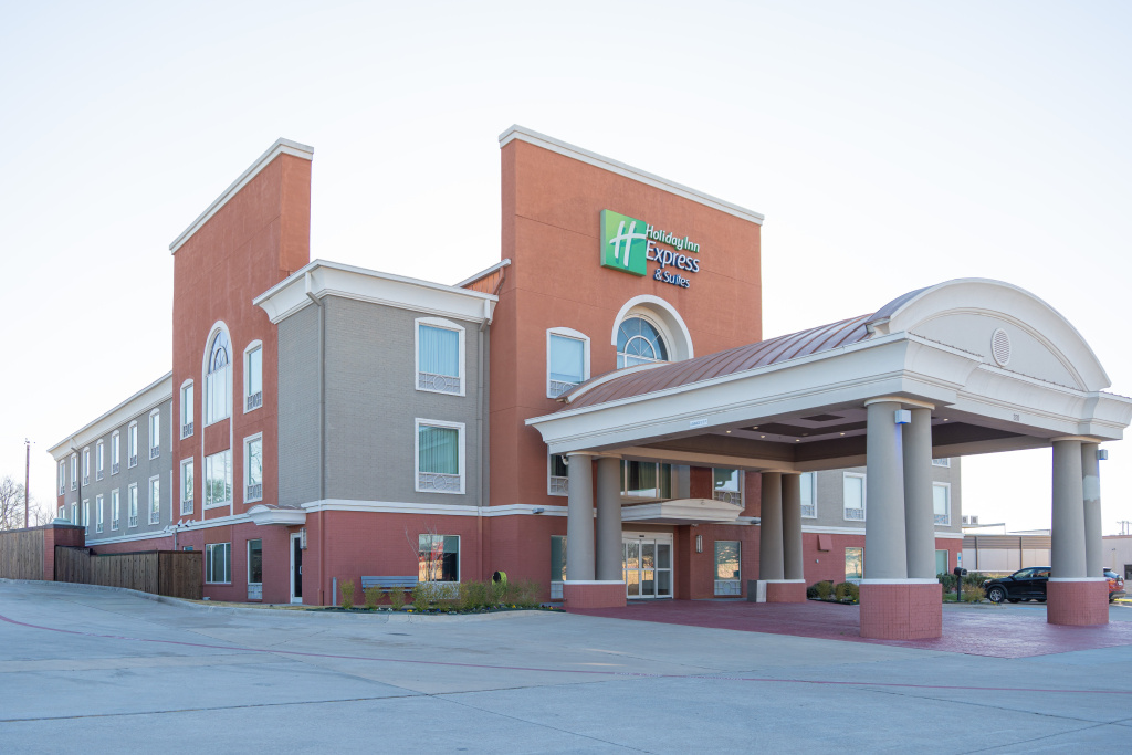 Holiday Inn Express Hotel & Suites Gainesville by IHG