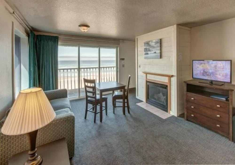 Family Suite with balcony and oceanfront