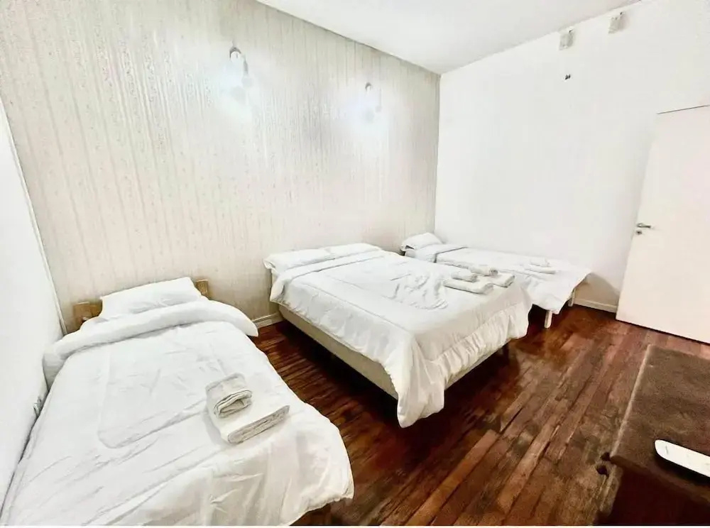 Economy room