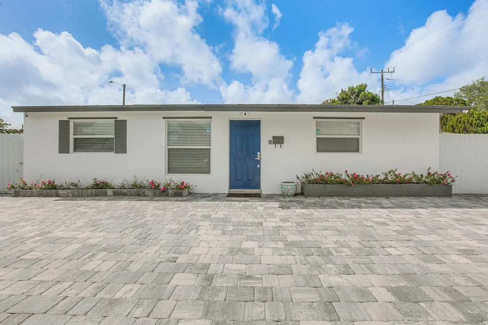 Explore West Palm Beach! Retreat w/ Yard + Patio