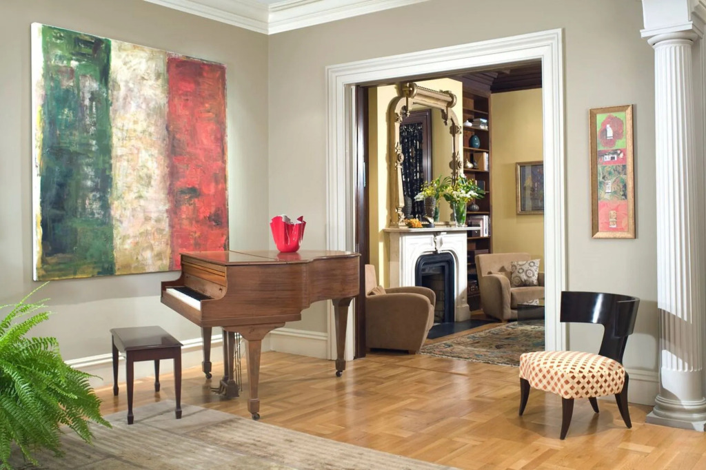 Clarendon Square — фото 2