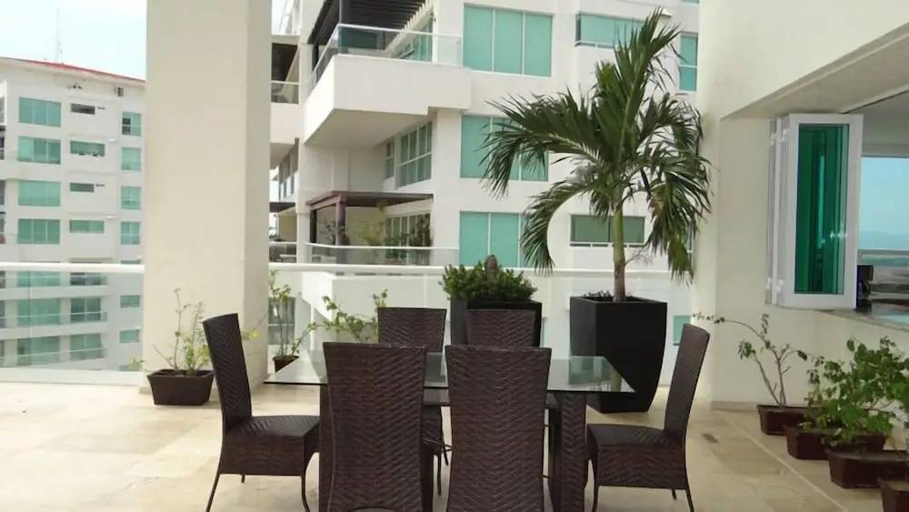 Unlimited Luxury BEGONA'S Condo