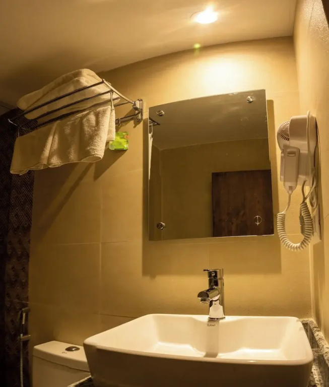 Superior Double room with city view (full double bed)