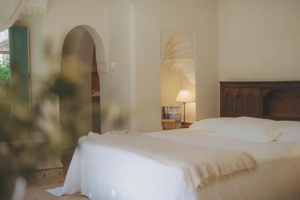 Classic Double room (full double bed)