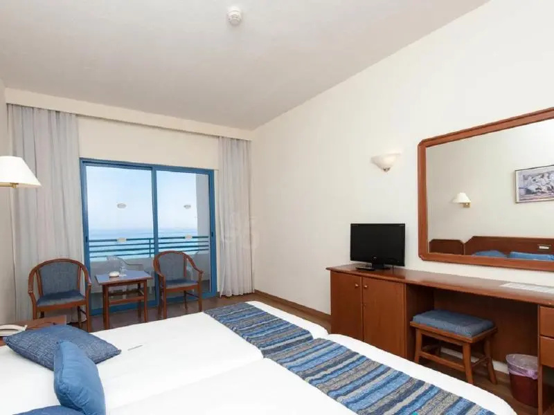 Iliada Beach Hotel - Chambres