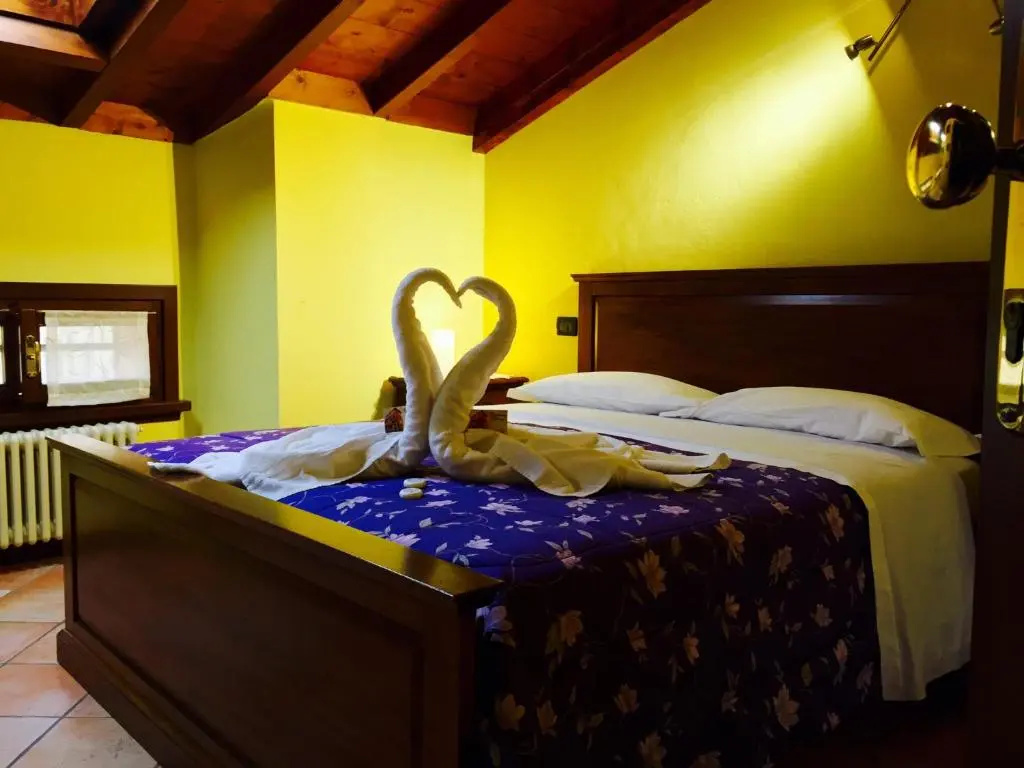 Standard Double room (full double bed)