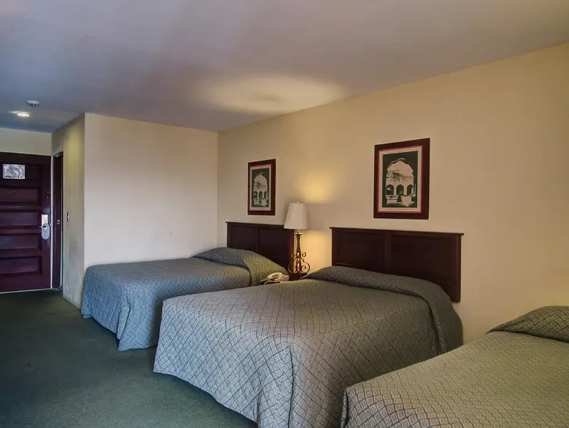 Conquistador Hotel and Conference Center - Chambres