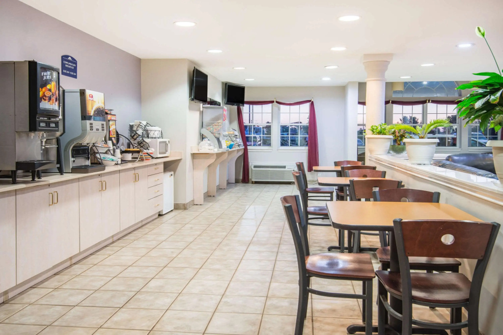Food & Beverage