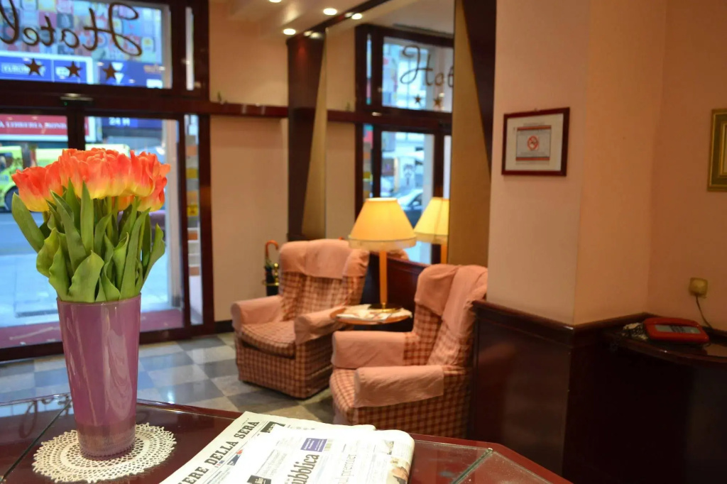 Hotel photo 12