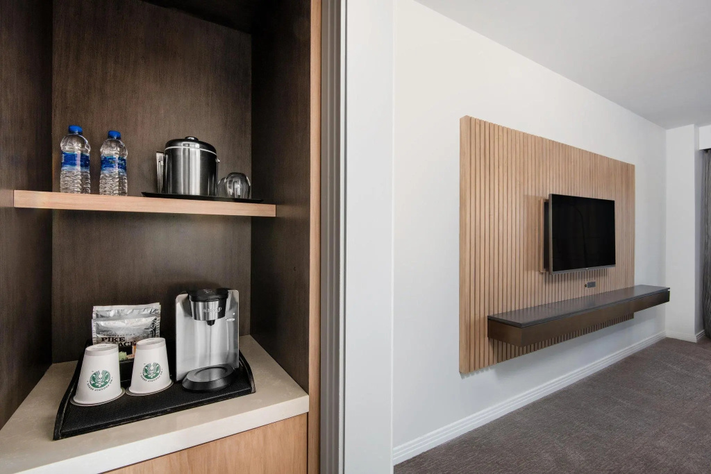 Standard Sextuple room