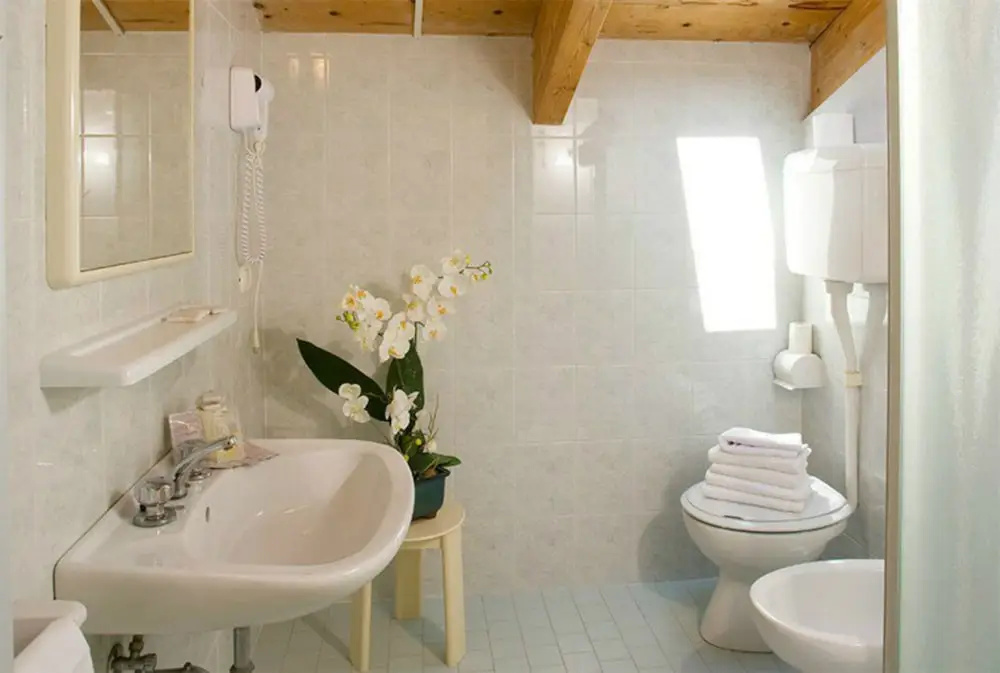 Economy Double room (full double bed)