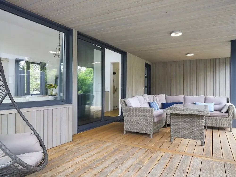Коттедж в Modern House With Beautiful Terrace, Near Almelo