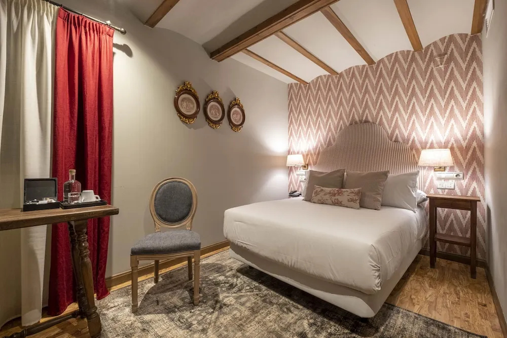 Standard Single room with balcony