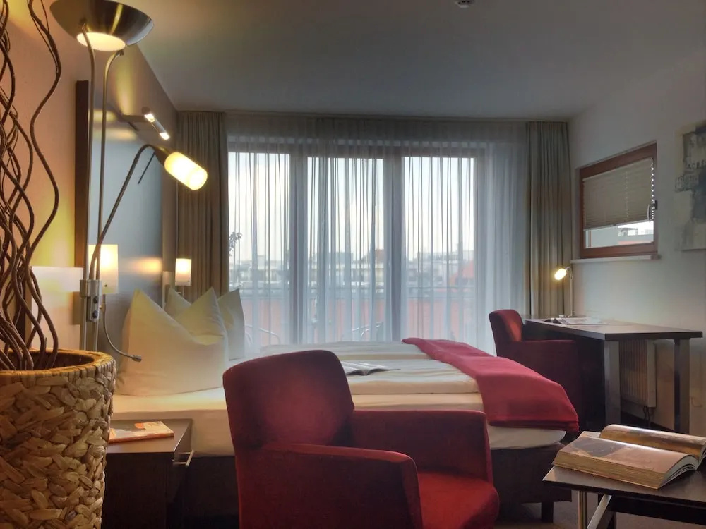 Standard Double room with balcony (full double bed)