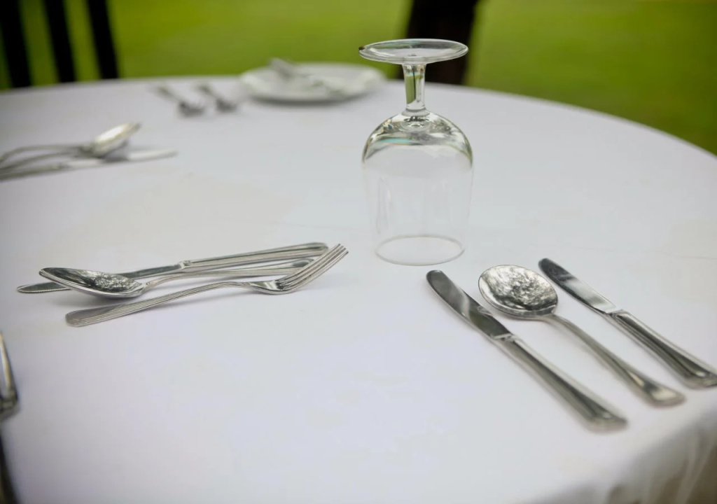 Food & Beverage