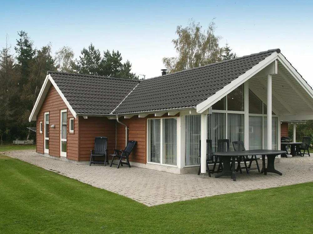 Modern Holiday Home in Stege With Whirlpool