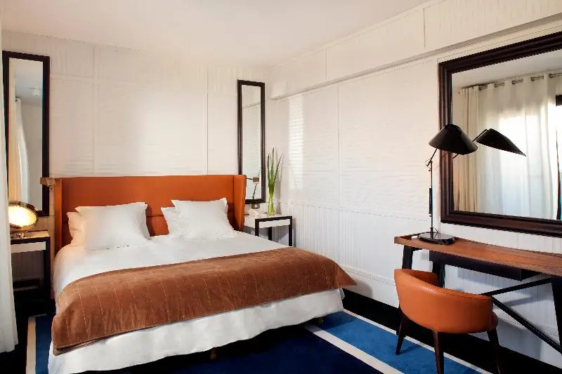 Superior Double room with balcony (full double bed)