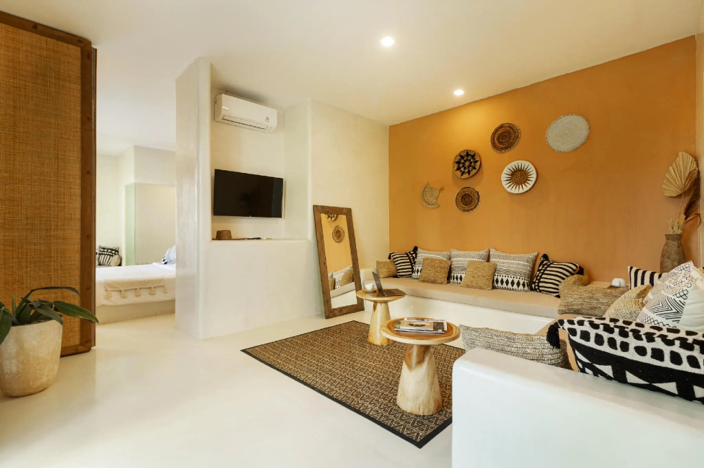 White Goose Boutique Hotel — фото
