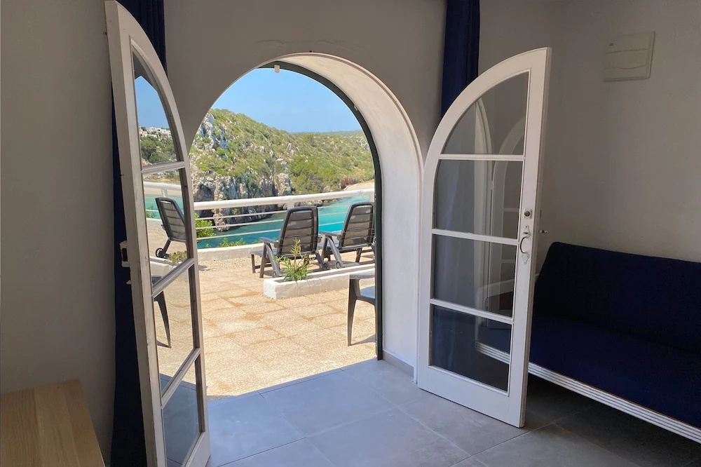Balcony & Terrace