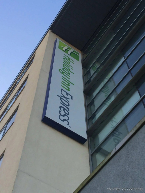 Travelodge Liverpool John Lennon Airport