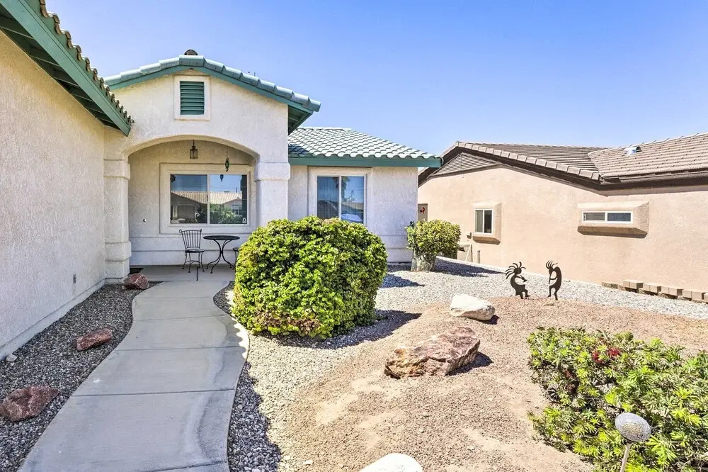 Charming Lake Havasu Home: 2 Mi to Body Beach!