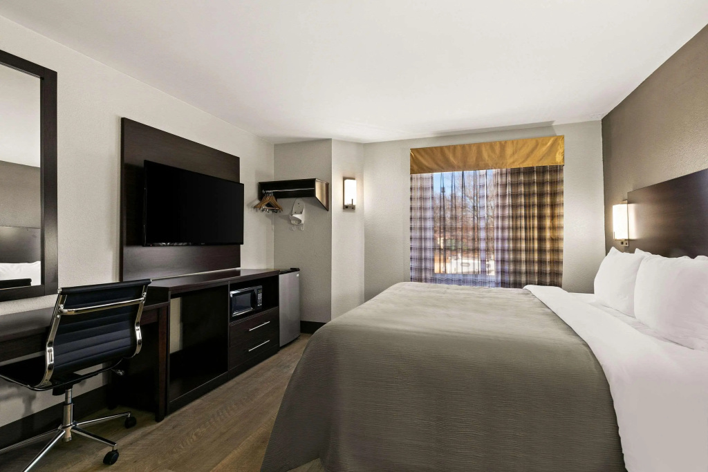 Quality Inn Lavonia I-85 — 5