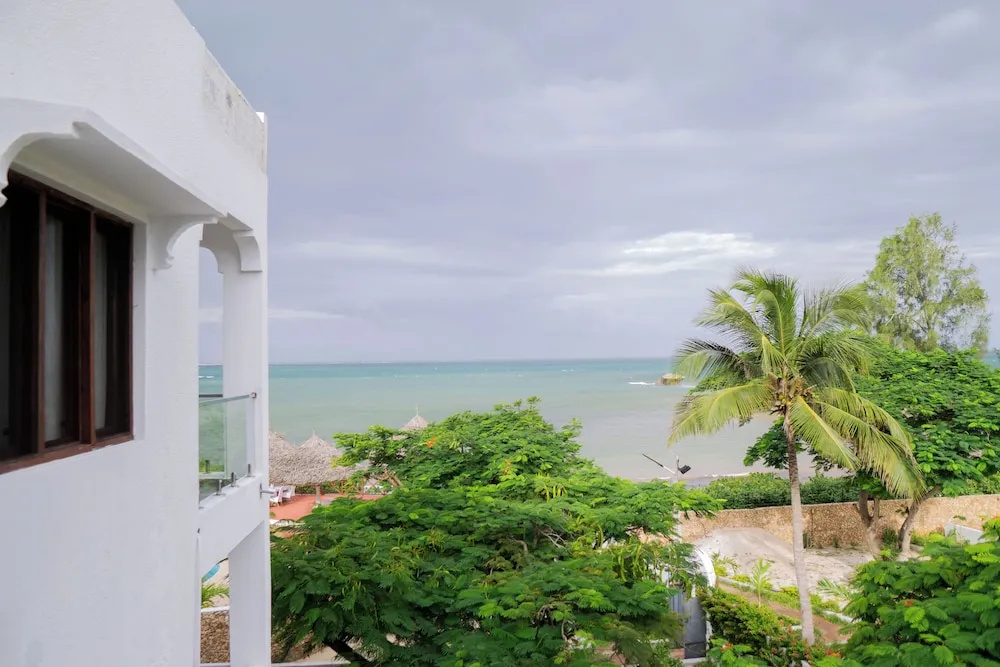 Met Beach Resort