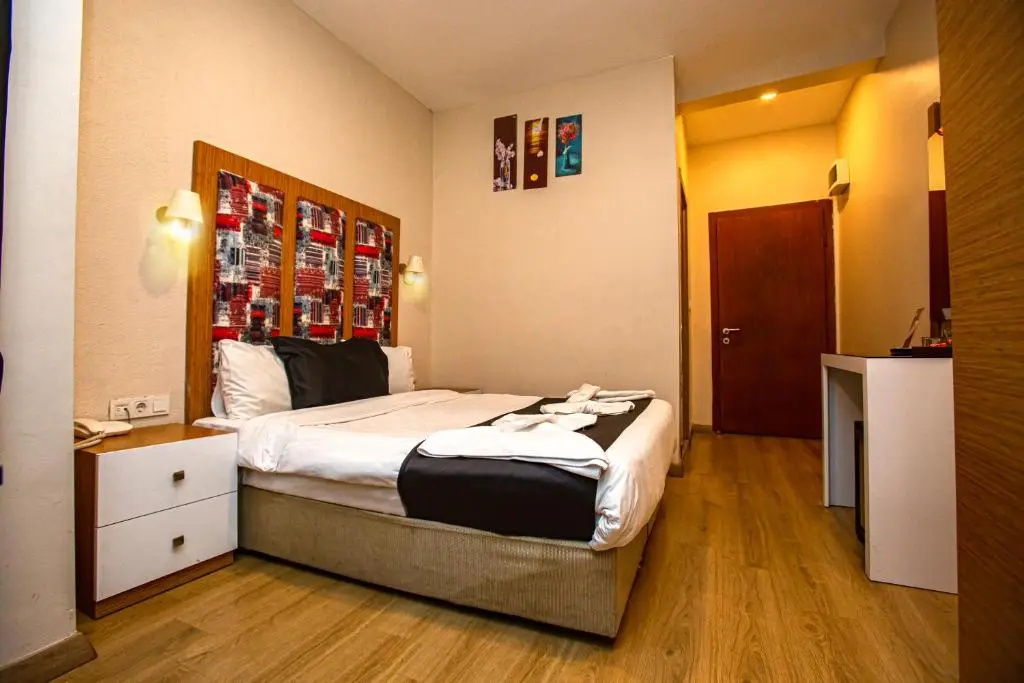 La Pazza Suites Hotel - Chambres