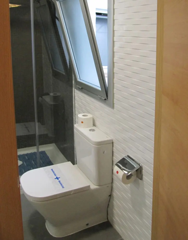Standard Double room with courtyard view (twin beds)