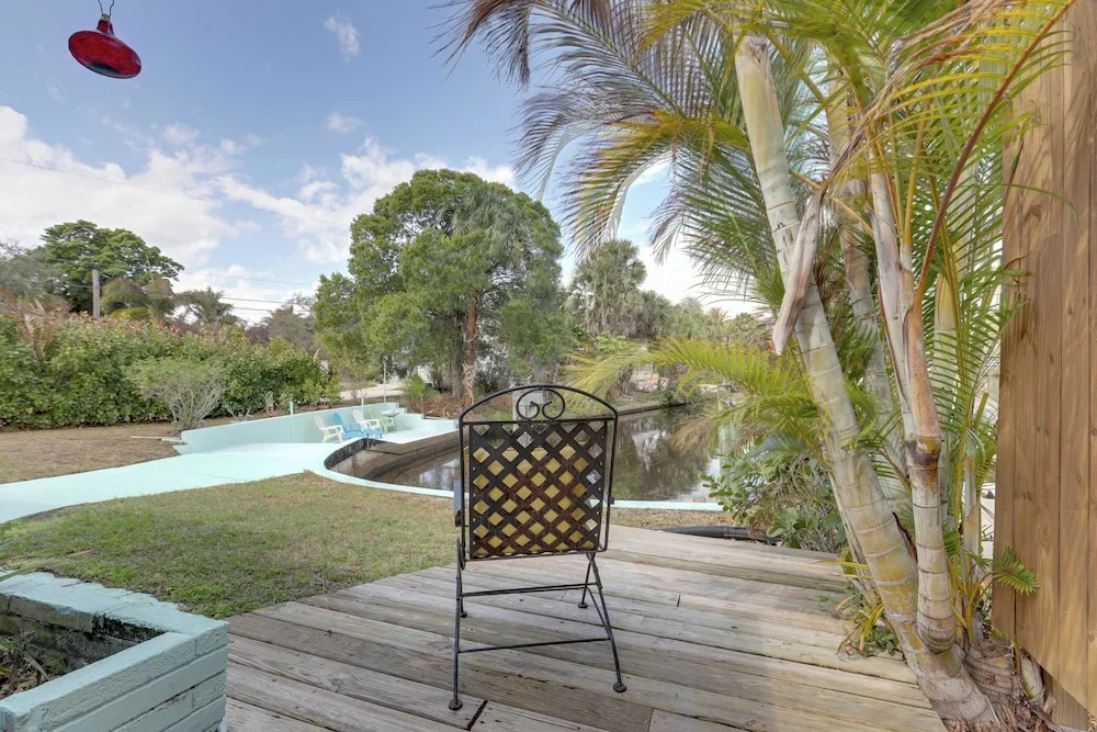 Paddle on the River! Waterfront Retreat in Stuart