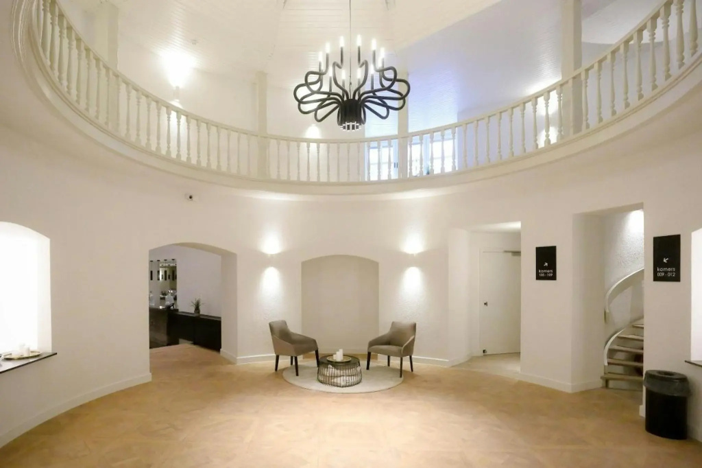 Hotel photo 11