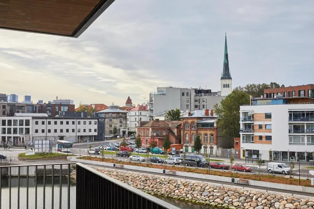 Sunrise City apartment with Harbour Seaview