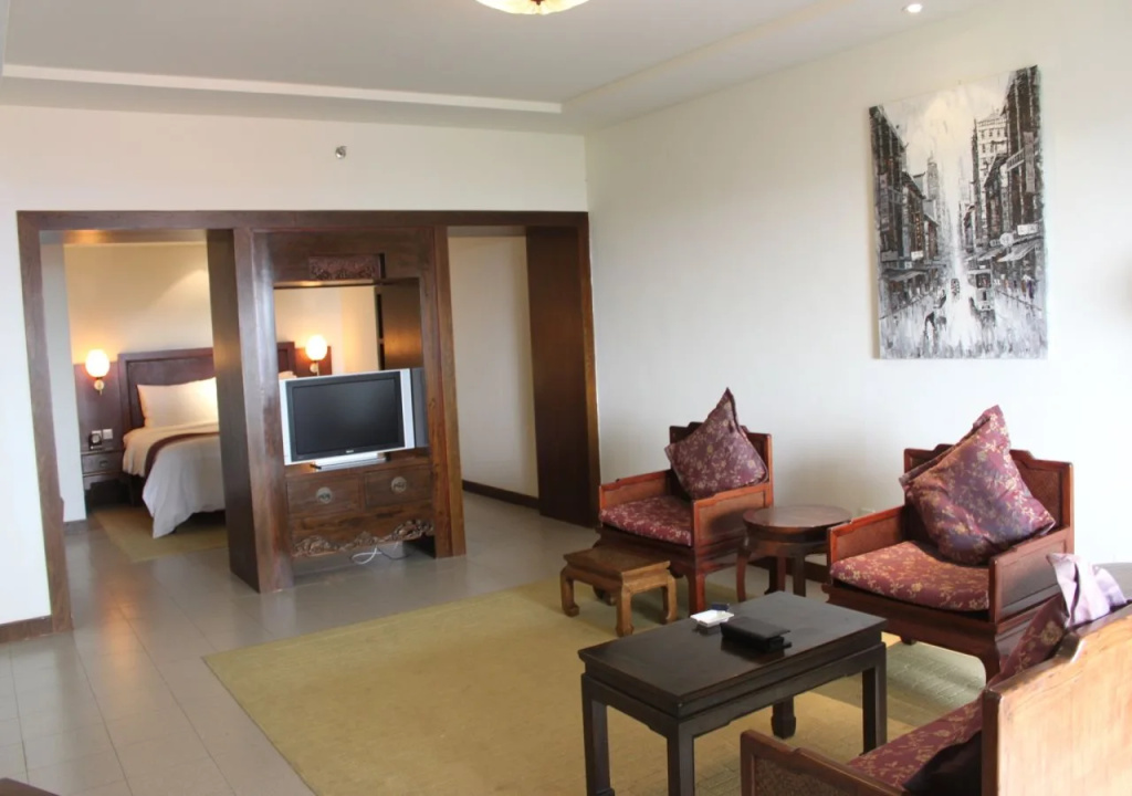 Lobby & Reception