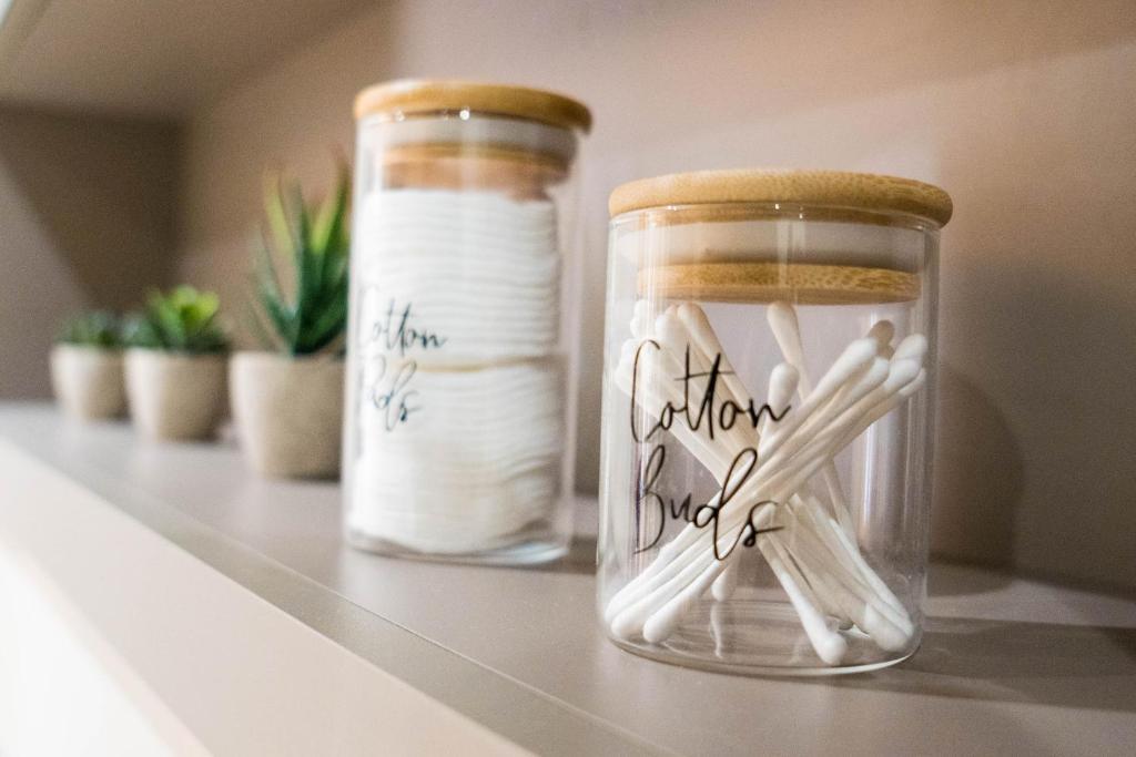 Отель Entire 1 Bed - Number 39 - The Cosy Collection Ltd, фото 16