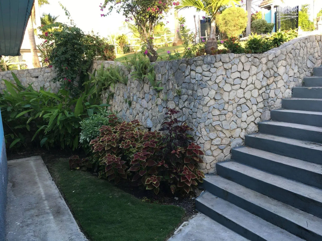 Jamaica Rose Villa