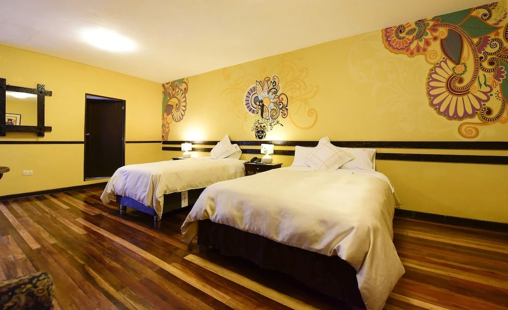 Yabar Hotel Plaza - Chambres