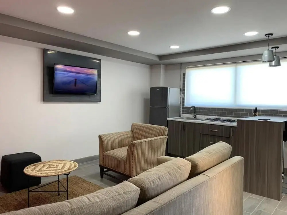 1 Bedroom Suite