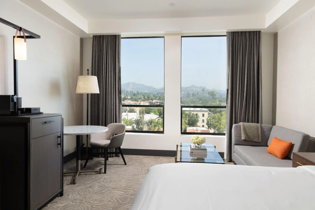 Отель The Glenmark, Glendale, a Tribute Portfolio Hotel в Глендейле
