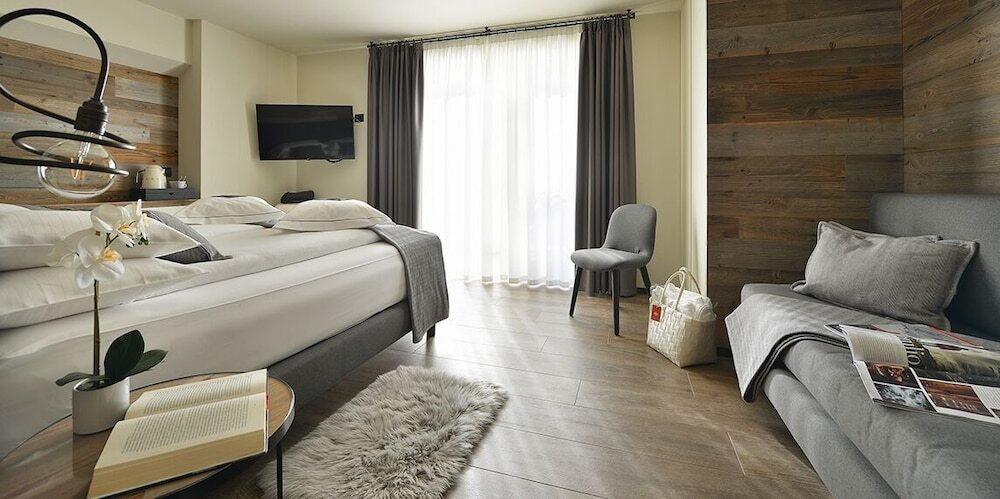 Двухместный номер Superior с балконом двуспальная кровать в Hotel Sporting - Family Hospitality