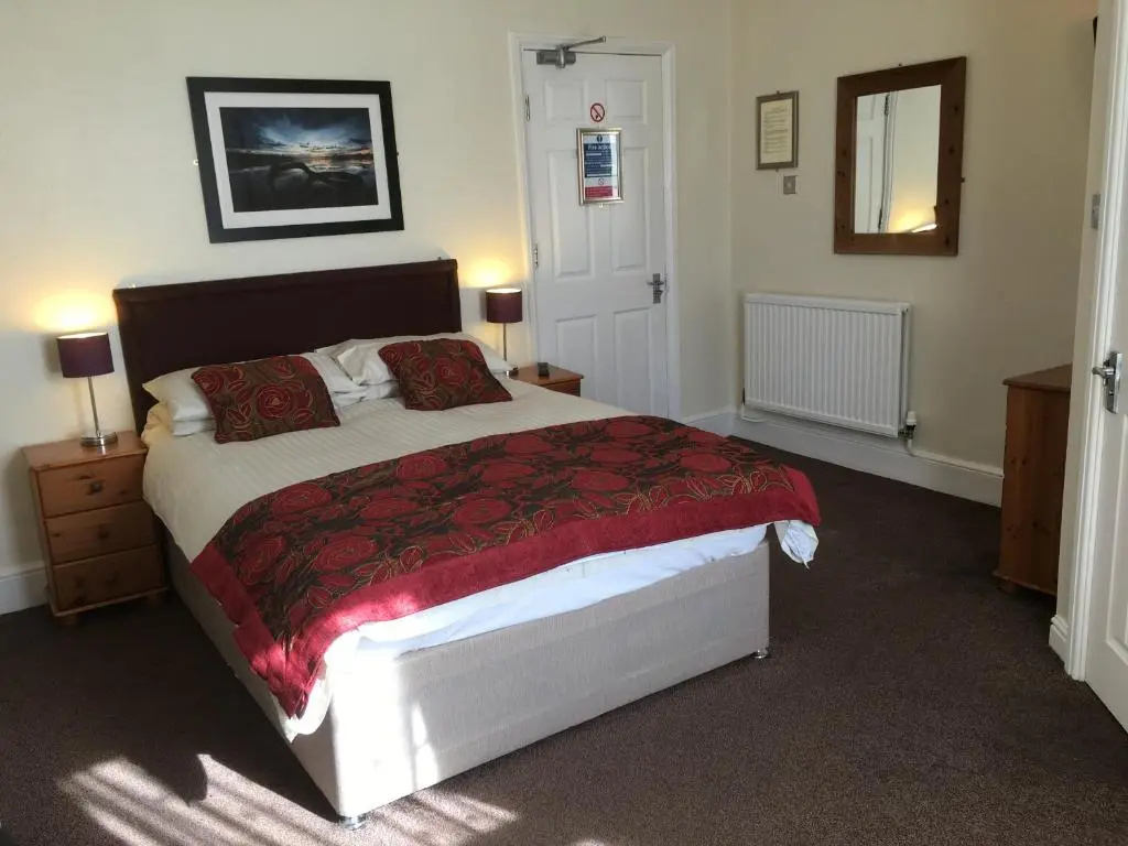 Superior Double room (full double bed)