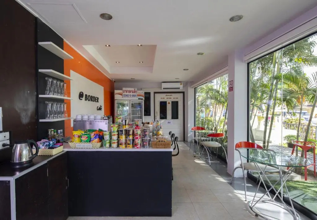 Lobby & Reception