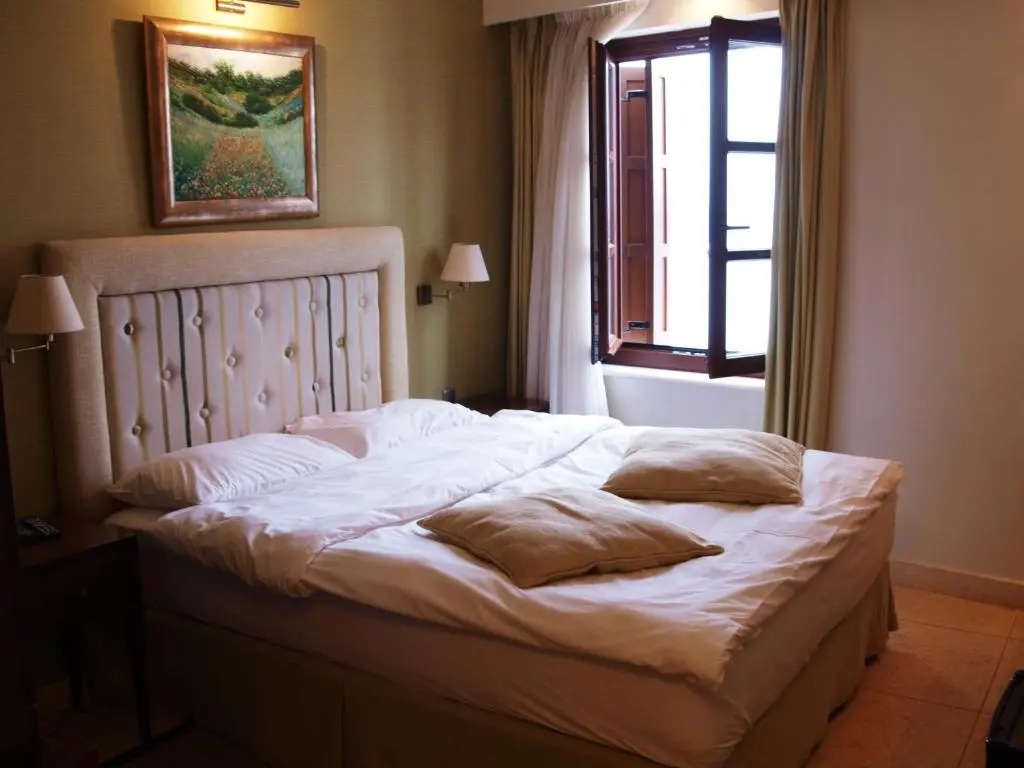 Standard Double room with sea view (full double bed)