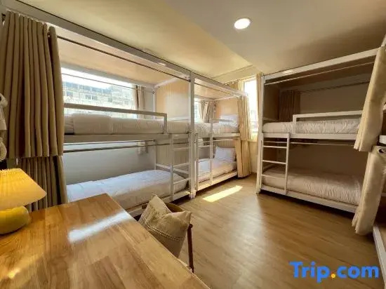 Bed in Dorm (female dorm)