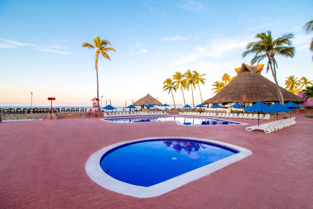 Beach & Waterfront