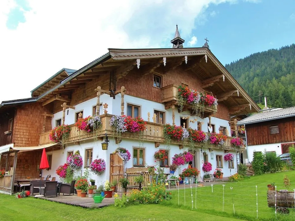 Spacious Apartment in Leogang in Ski Area