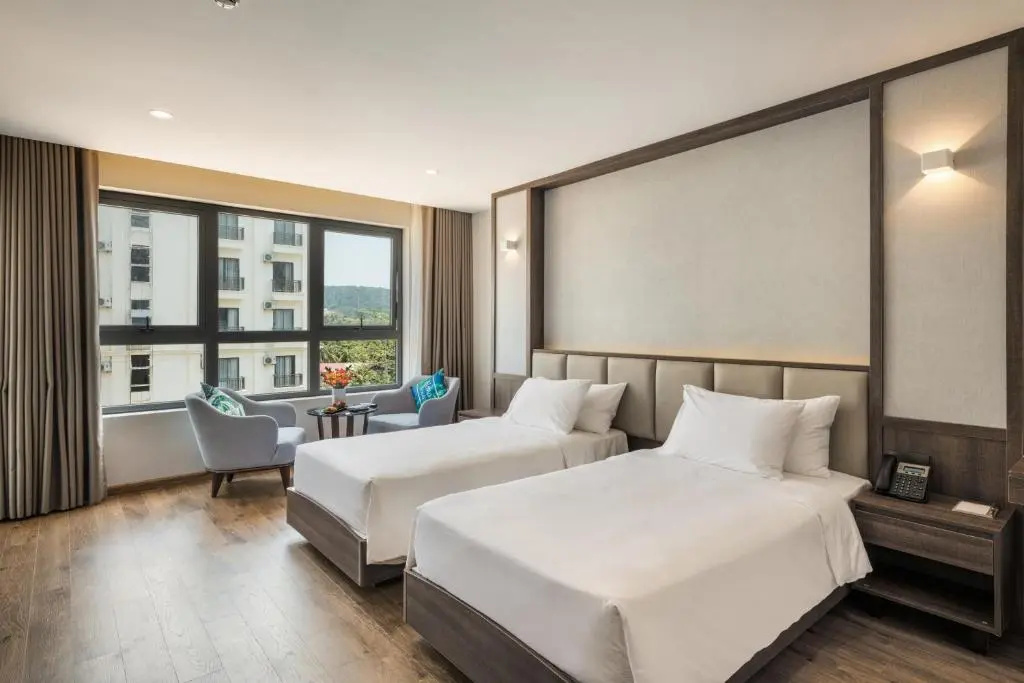 Deluxe Double room with garden view (full double bed)
