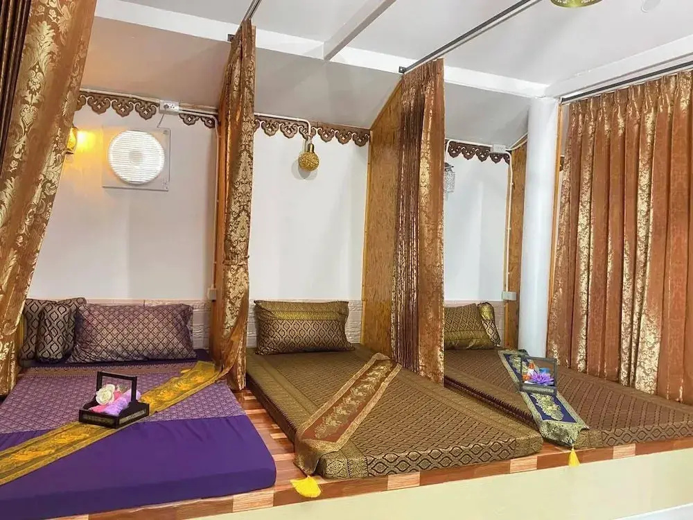 R2 Bed and Pool Kanchanaburi