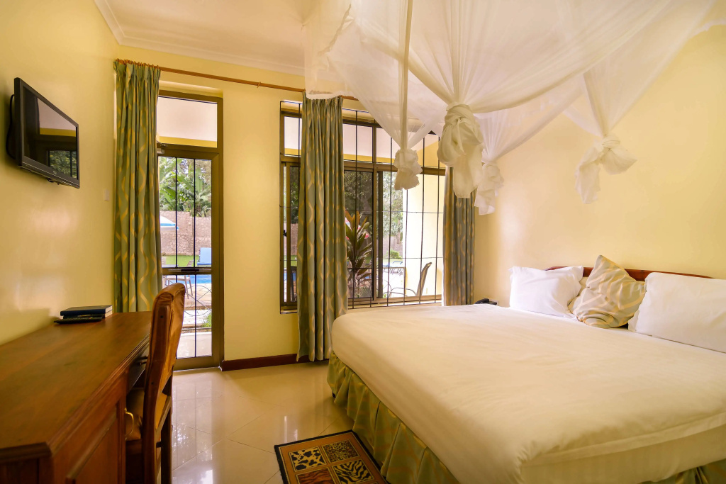 Standard Double room (full double bed)
