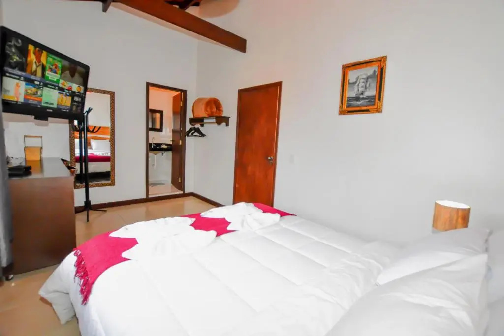 Double Suite (full double bed)