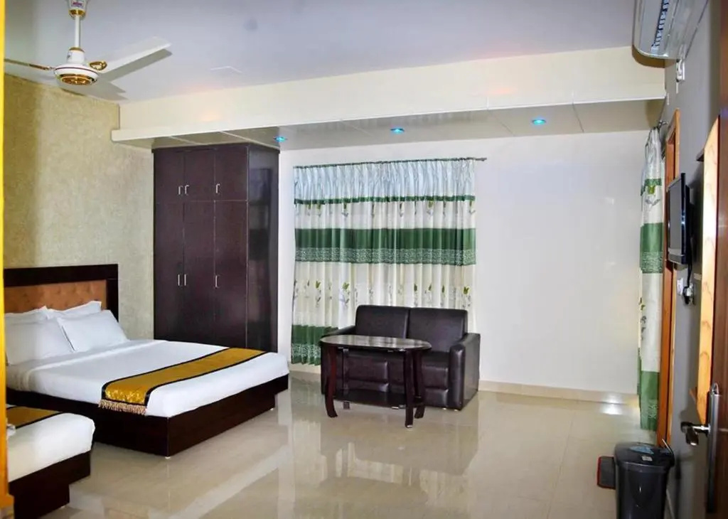 Deluxe Quadruple room
